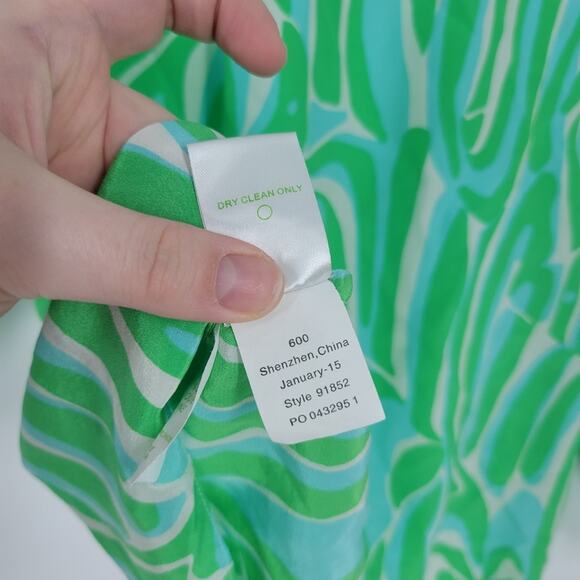 Lilly Pulitzer Finders Keepers Silk Sarabeth Blouse S - Picture 10 of 10